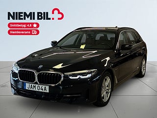 BMW 530e xDrive Touring MOMS Drag Kamera Rattvärme Navi S&V-däck