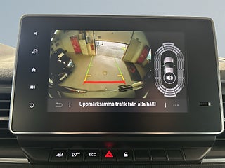 Renault Trafic Passenger L2 dCi 110 MOMSAD/Drag/Kamera/D-Värm/S&V-Däck – bild 15