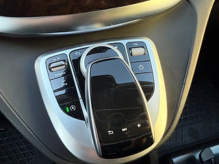 Minibuss Mercedes-Benz V 9 av 23