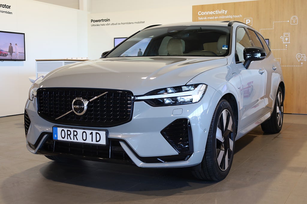 Volvo XC60 Recharge T6 AWD AUT Ultimate Dark Pano H&K Orrefors 