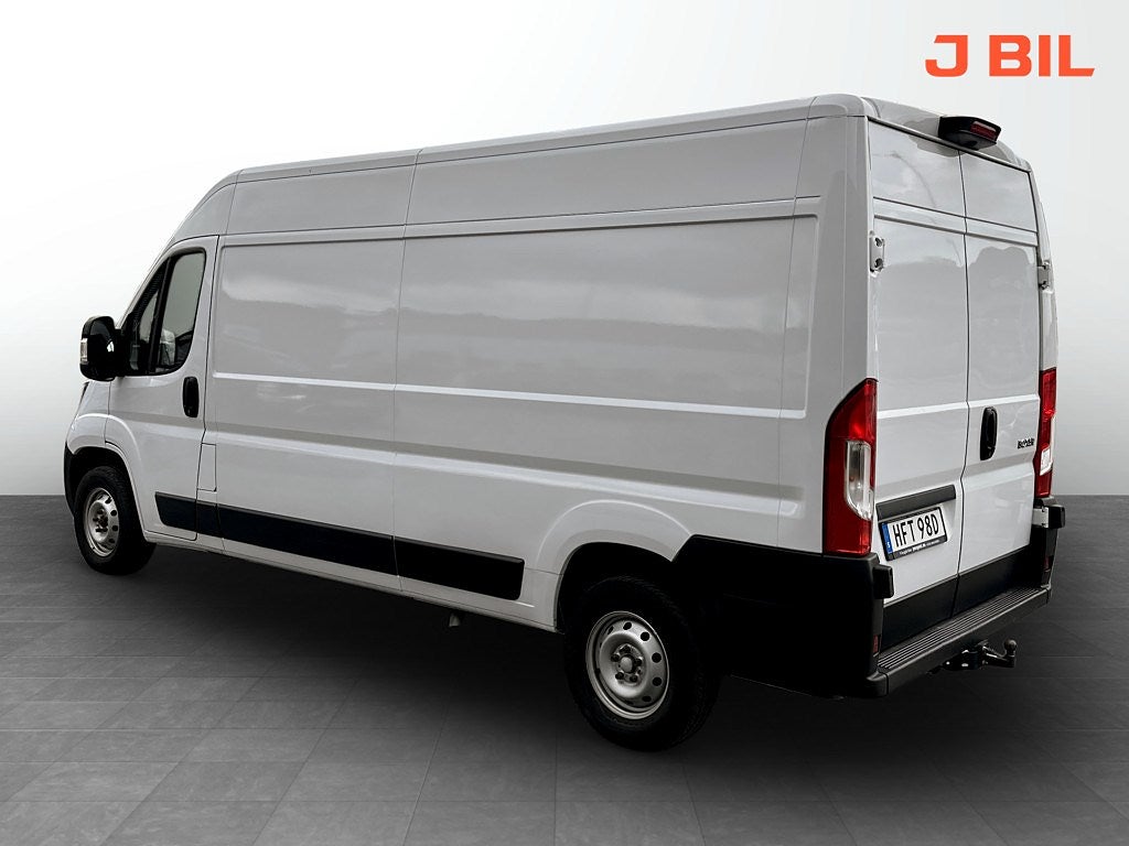 Bild på Peugeot Boxer PRO+ 2.2 BHDi 140hk L3H2 - DRAG,B-KAMERA