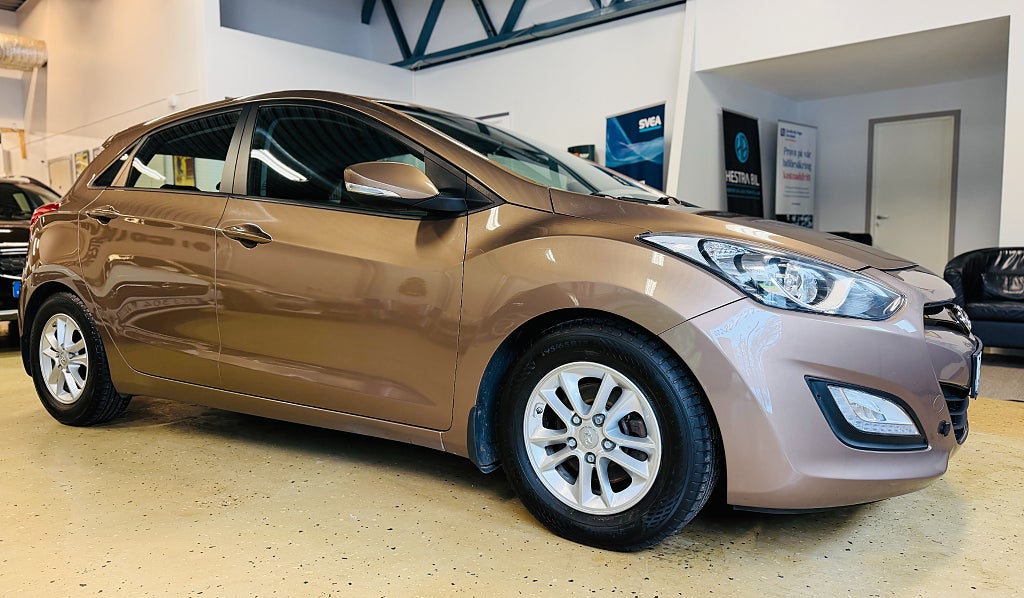 Hyundai i30 5-dörrar 1.6 CRDi Business Euro 5