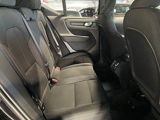 SUV Volvo XC40 11 av 25