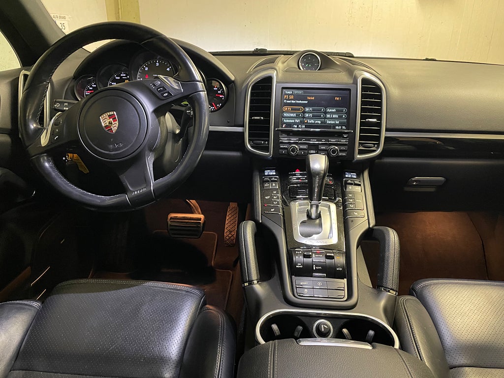 Porsche Cayenne S 2014 - miniatyr 11