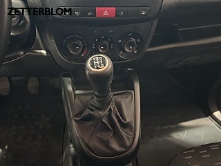 Transportbil - Skåp Opel Combo 14 av 16