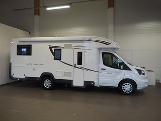 Husbil-halvintegrerad Roller Team 286 TL 2 av 17