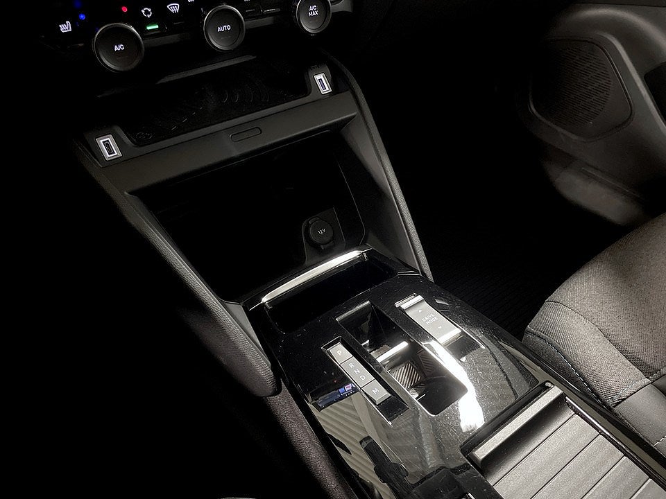 Bild på Citroën C4 Shine 1.2 PT 130hk Aut - 360-KAMERA, RATTVÄRME