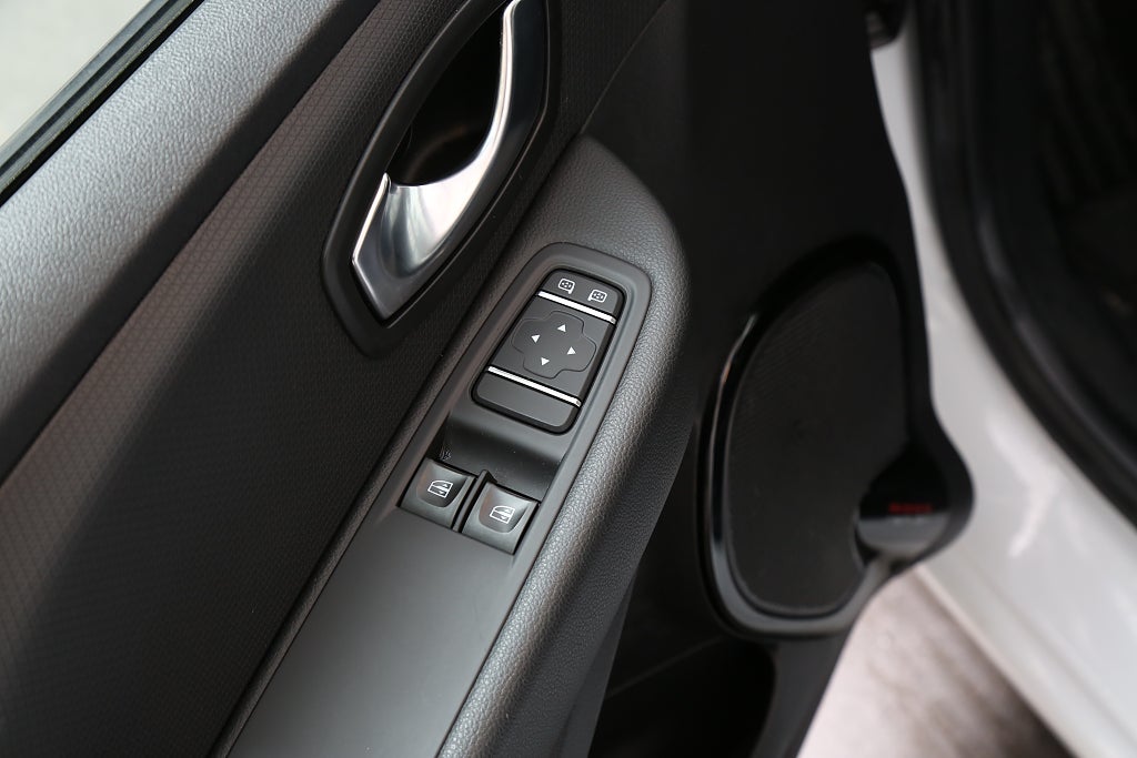 Renault Clio 0,9 TCe Energy 90hk Zen 5D Navigator 2019