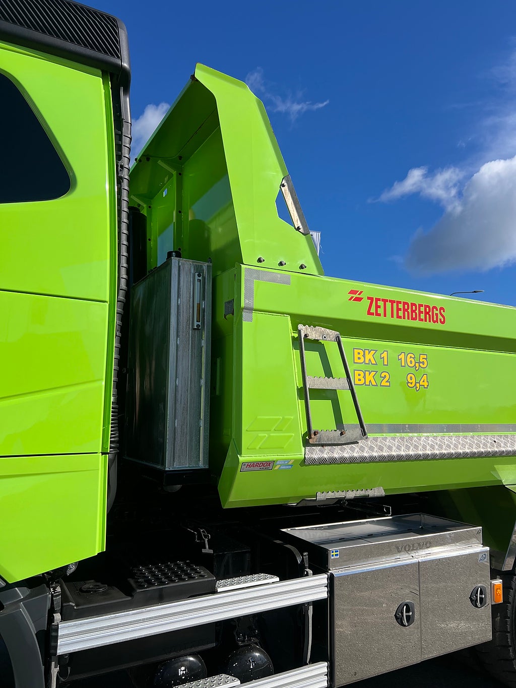 Volvo FH16 550 8x4*4 Tridem Tippbil I-See, Fullutrustad