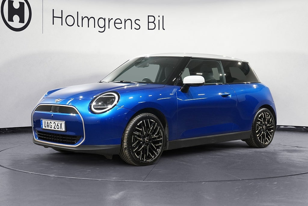 MINI Cooper SE Paket XL Panorama Headup Fartpilot H K PA | Ränta 0,95%