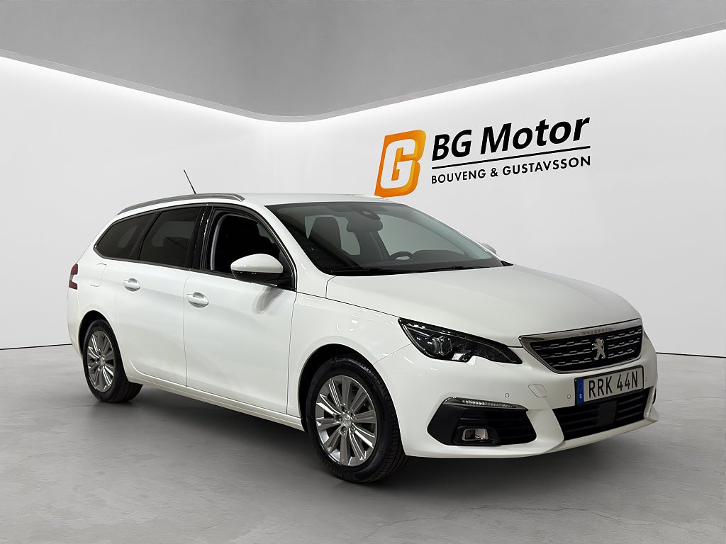 Peugeot 308 SW 1.2 PureTech 131HK Aut B-kamera/Navi/CarPlay