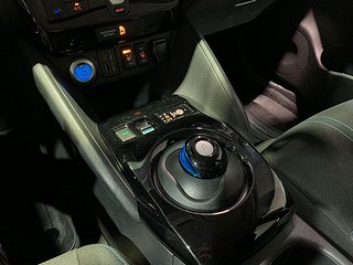 Halvkombi Nissan Leaf 16 av 16