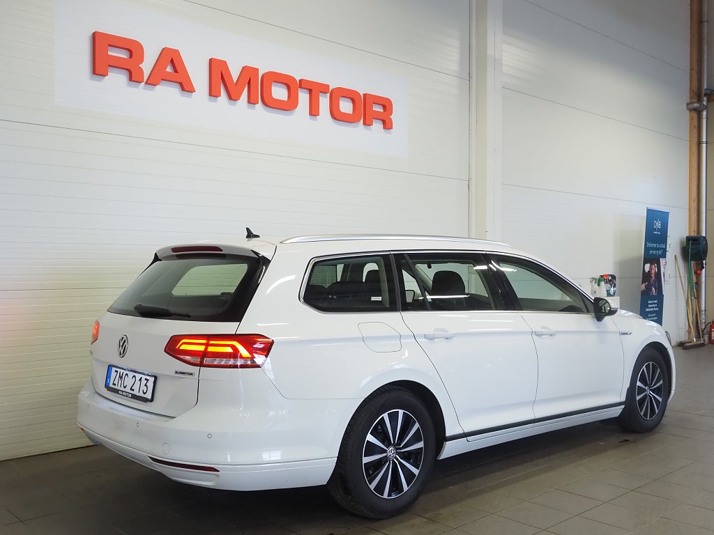 Volkswagen Passat Sportscombi 1.6 TDI 120hk Drag D-Värmare Kamera