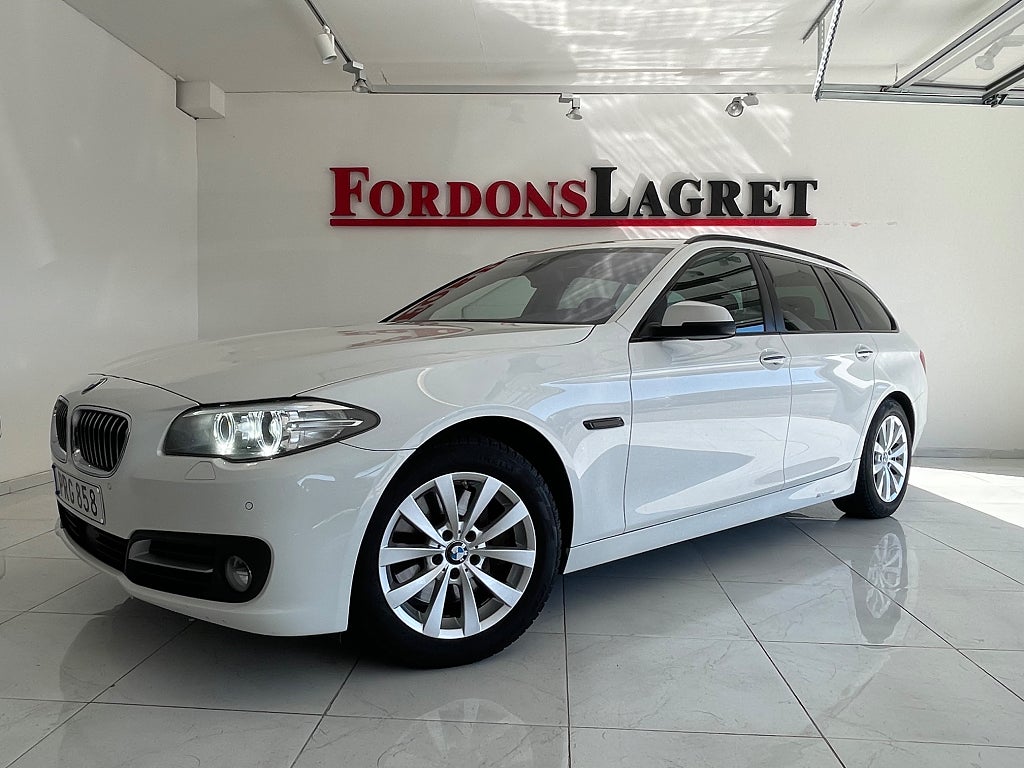 BMW 530 d xDrive Touring Automat D-Värmare Drag Line Assist 