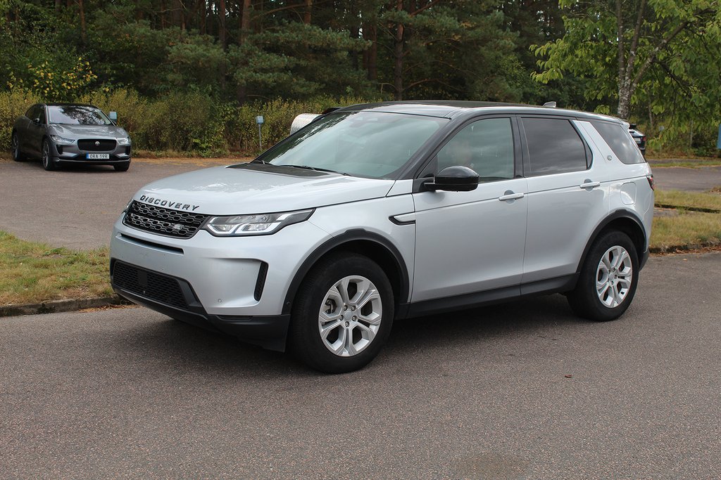 Land Rover Discovery Sport P300e plug-in hybrid, panorama