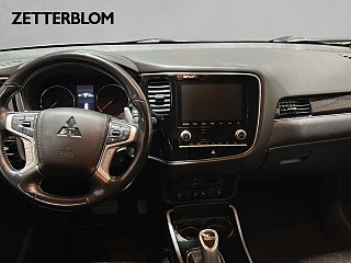 Kombi Mitsubishi Outlander 10 av 20