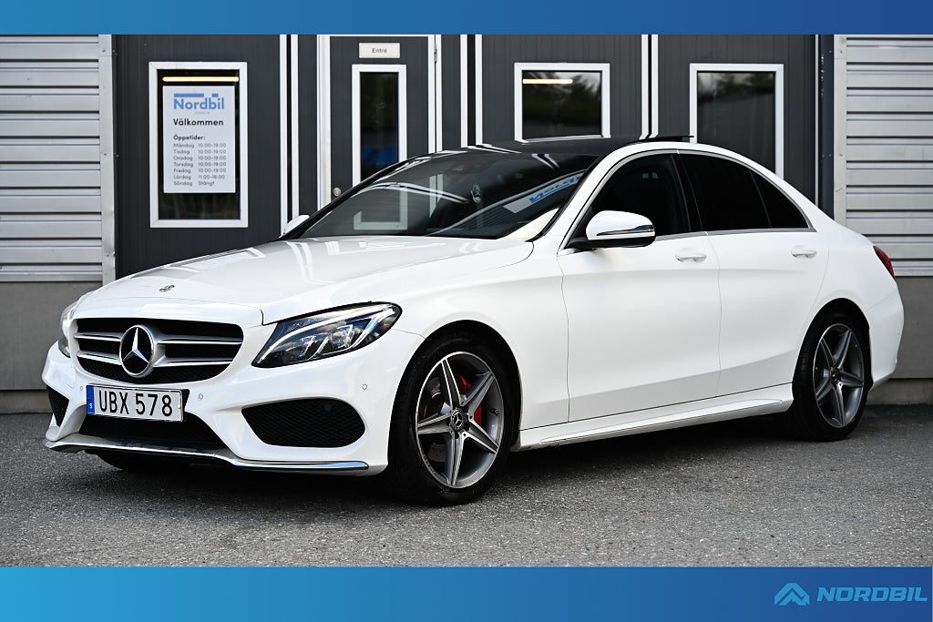 Mercedes-Benz C 220d AMG Pano Burmester Drag Värmare LED Navi
