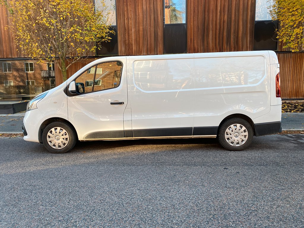 Nissan NV300 Van 1.6 dCi Euro 6 120hk A/C Värmare Euro6 Lång