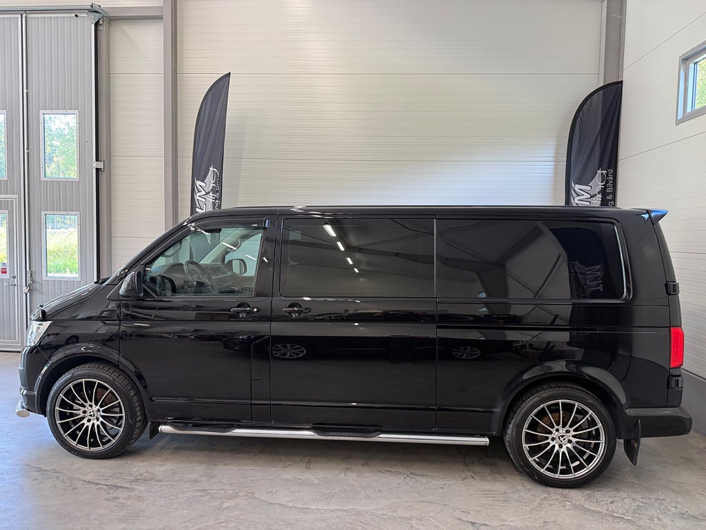 Volkswagen Transporter Kombi T32 2.0 TDI BMT 4Motion 20" AUT DRAG VÄRMARE