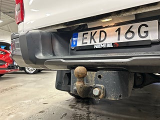 Toyota Hilux Dubbelhytt 2.4 AWD MOMS/Kamera/Drag/D&M-värmare/LEDramp