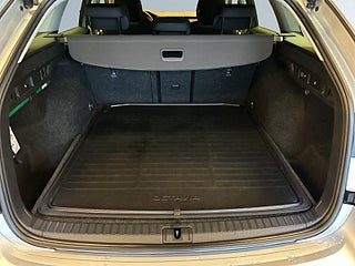 Skoda Octavia Scout 2.0 TDI SCR Rattvärme/Backkamera/Adaptiv Fart/Drag/SoV – bild 12