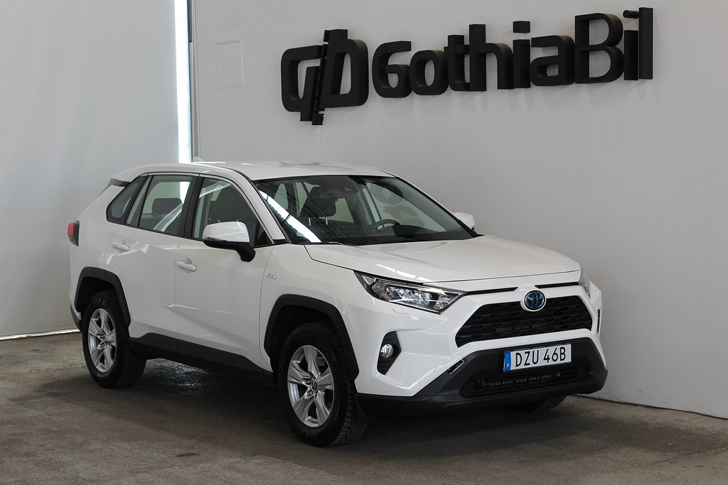 Toyota RAV4 Hybrid AWD-i E-CVT Active Bkam Led Adaptiv 360kr