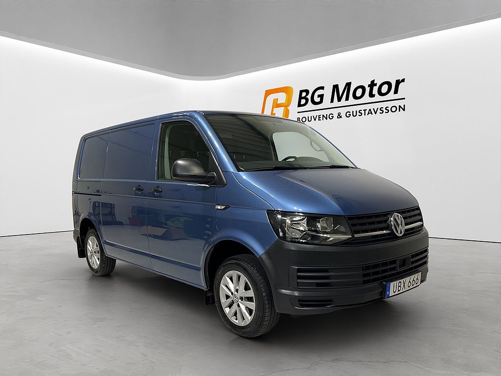 Volkswagen Transporter T30 2.0 150HK TDI Aut Värmare/Backkamera/Farthållare