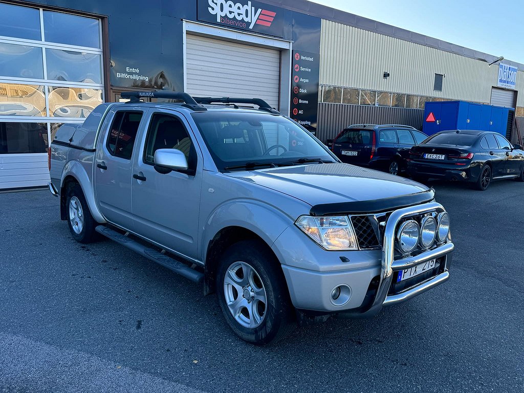 Nissan Navara Dubbelhytt 2.5 dCi 4x4 Dragkrok