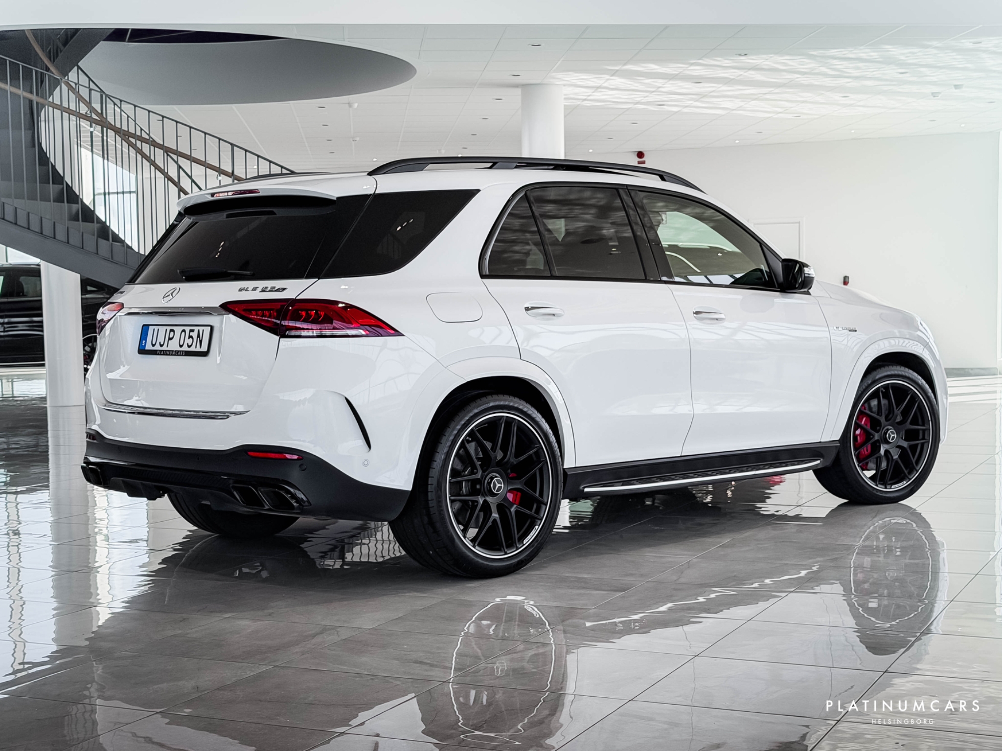 Mercedes-Benz GLE 2023, photo 2/37