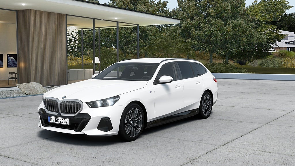 BMW 520 d xDrive Touring M Sport Business Ed Drag DA H K | Ränta 2,95%