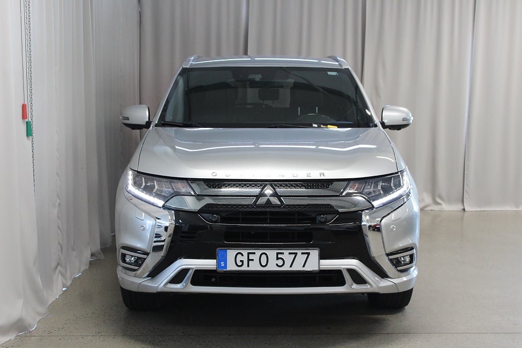 Mitsubishi Outlander PHEV CVT Business 224hK, Drag, Skinn, 360, Dolby Sound