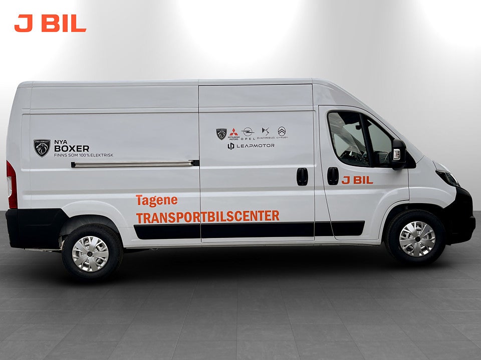 Bild på Peugeot Boxer 140hk Aut L3H2 - DEMO