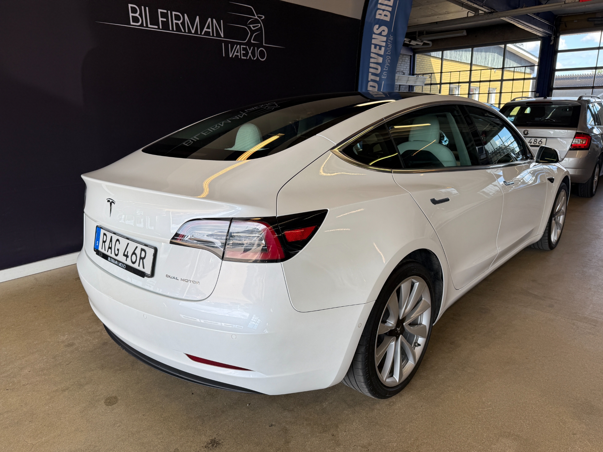 Tesla Model 3 Long Range AWD 490hk 2020, photo 4/48