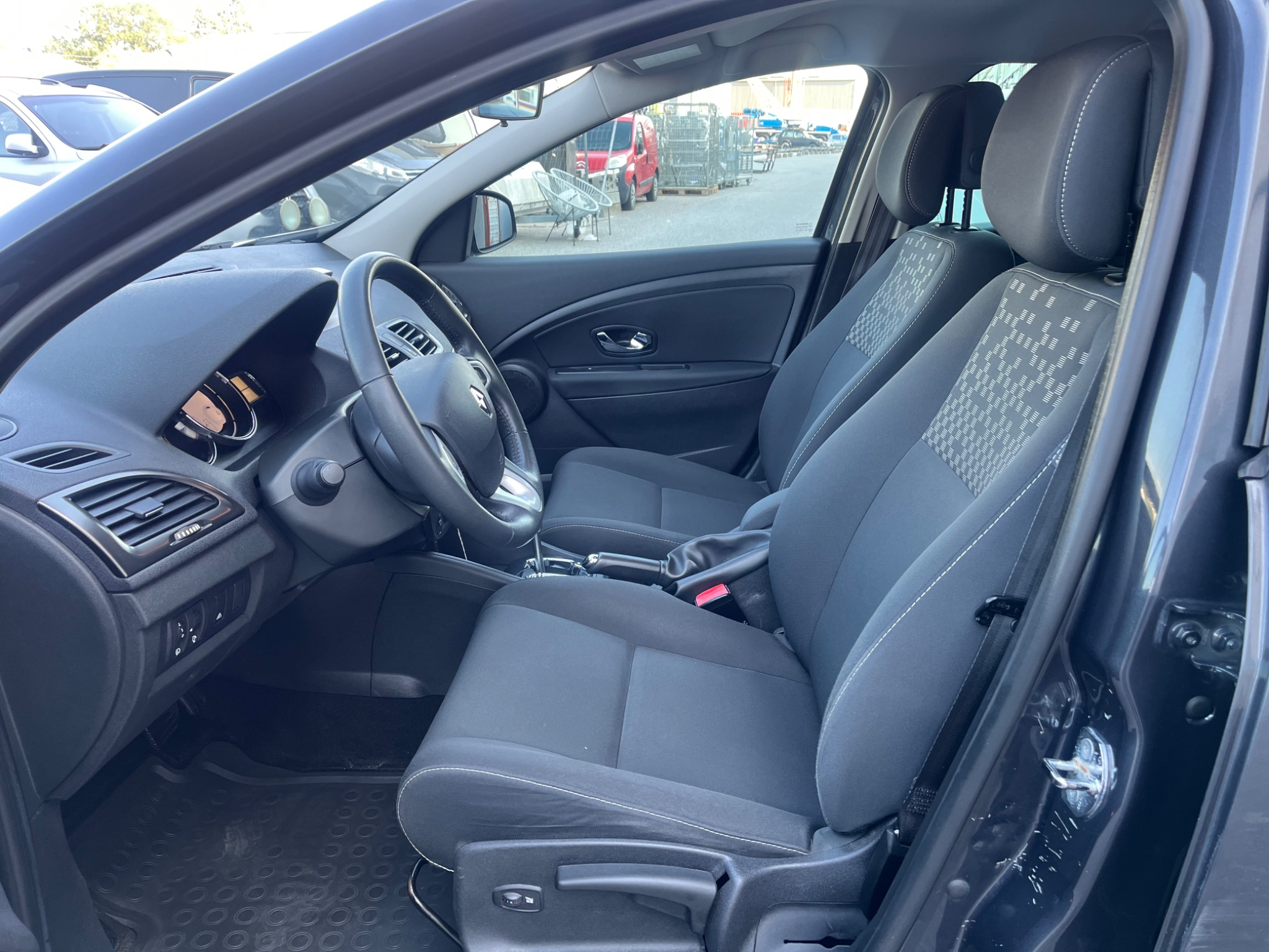 Renault Megane 1.5 dCi EDC Euro 5 2013, bild 7/44