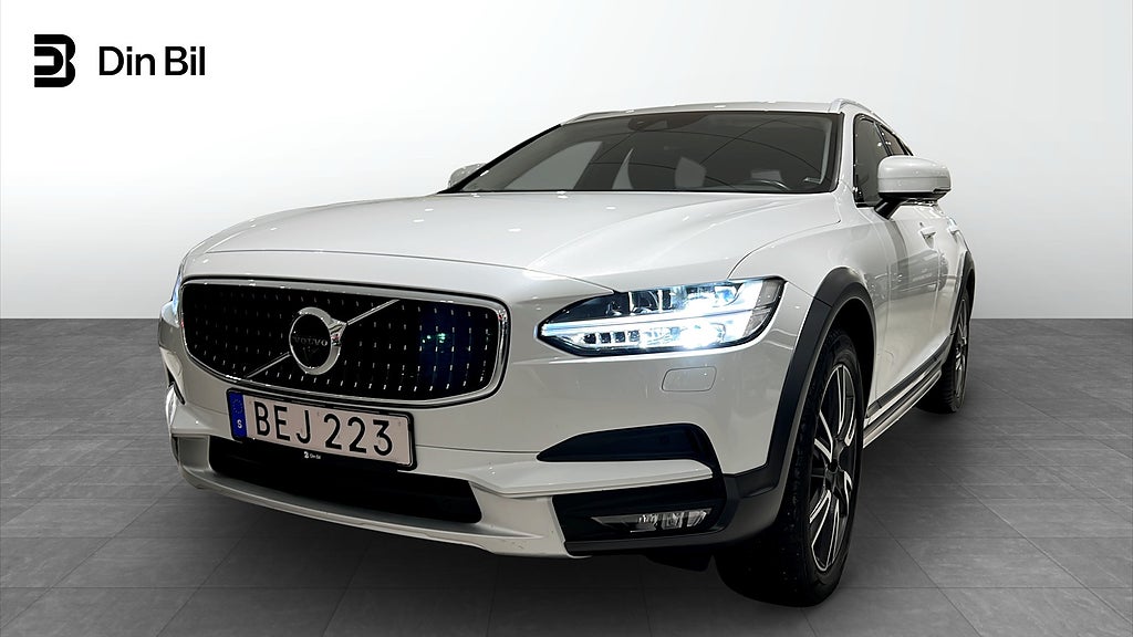 Volvo V90 Cross Country D4 190 AWD Drag/Backkamera/Elstolar