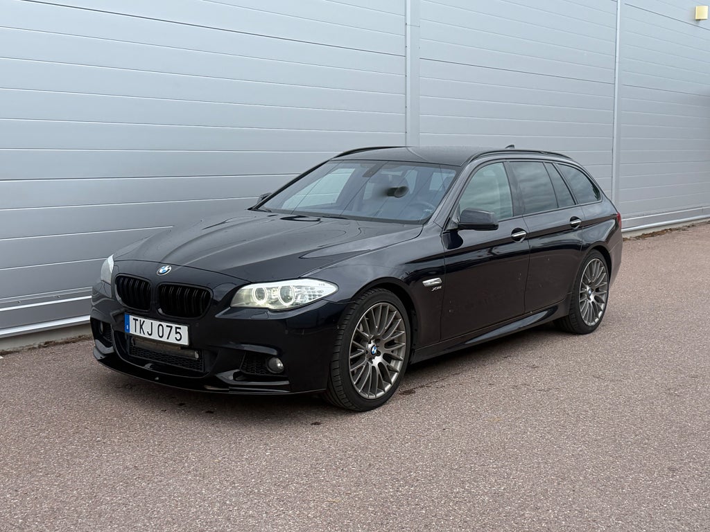 BMW 535D xDrive Touring Steptronic M Sport Steg 2 400HK