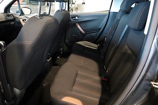 Halvkombi Peugeot 208 12 av 22