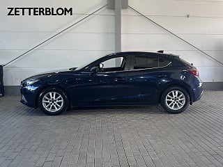 Halvkombi Mazda 3 2 av 15