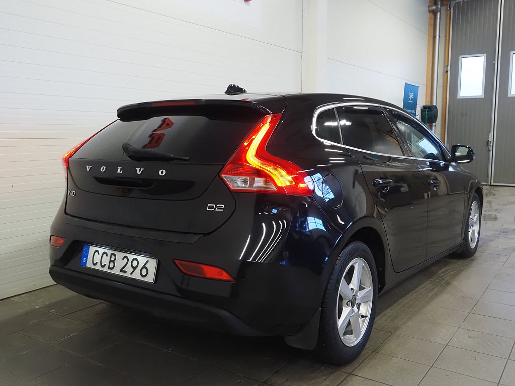 Volvo V40 D2 115hk Momentum Backkamera D-Värmare Kamrem bytt 2014