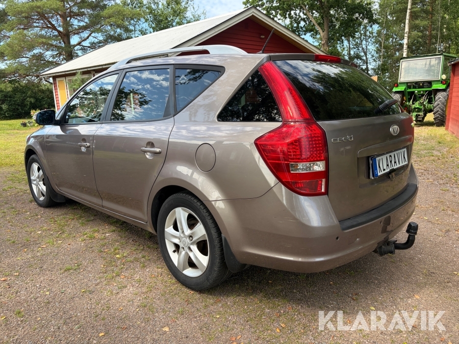 Kia Ceed 1.6 CRDi 115 2010, bild 3/10