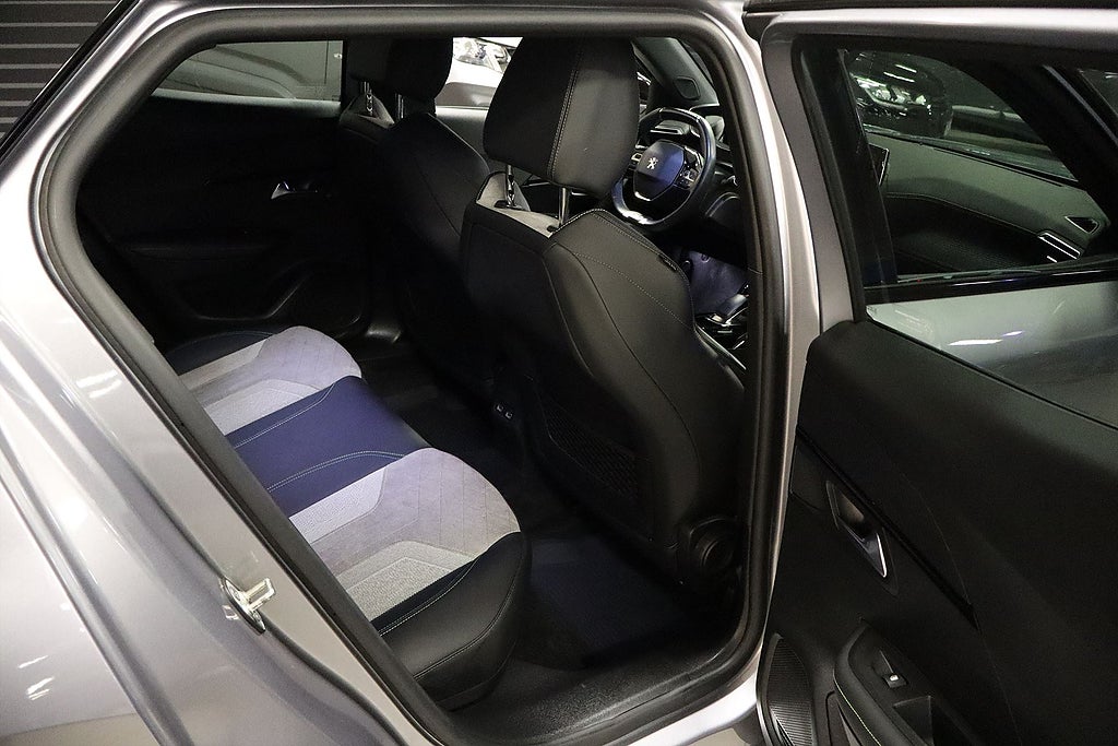 Bild på Peugeot E-2008 GT 136hk Aut - BACKKAMERA