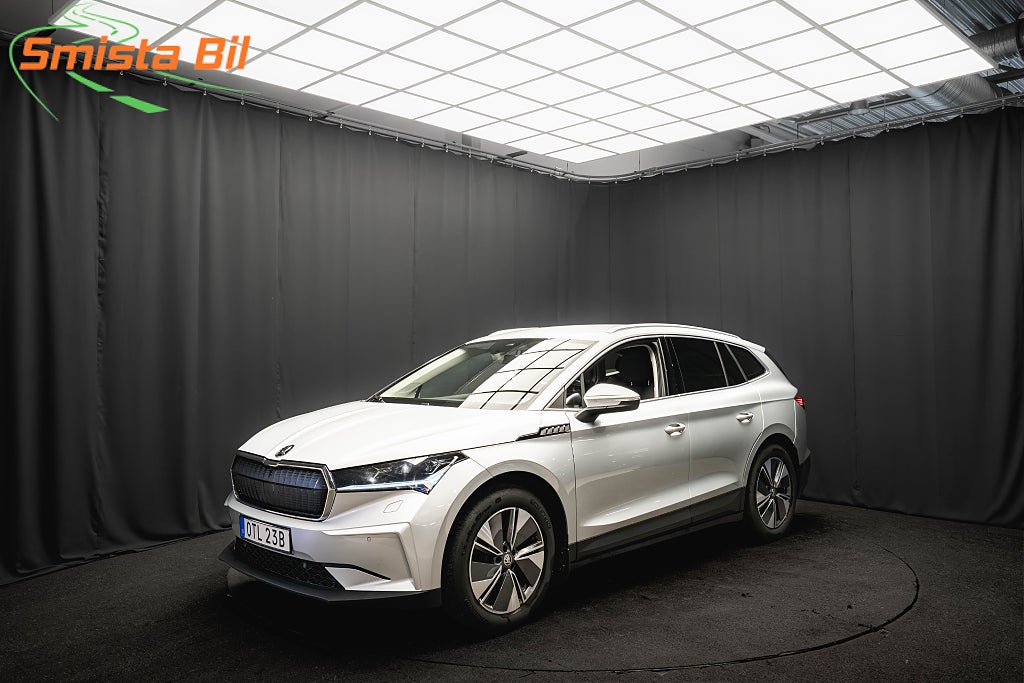 Skoda Enyaq iV 80x PLUSPAKET DRAG KAMERA ELSTOL 92.7%SoH 1-ÄGARE MOMS