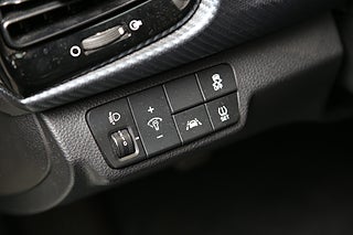 Halvkombi Kia Rio 11 av 23