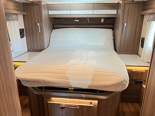 Husbil-integrerad Kabe TMI 810 LQB 17 av 27