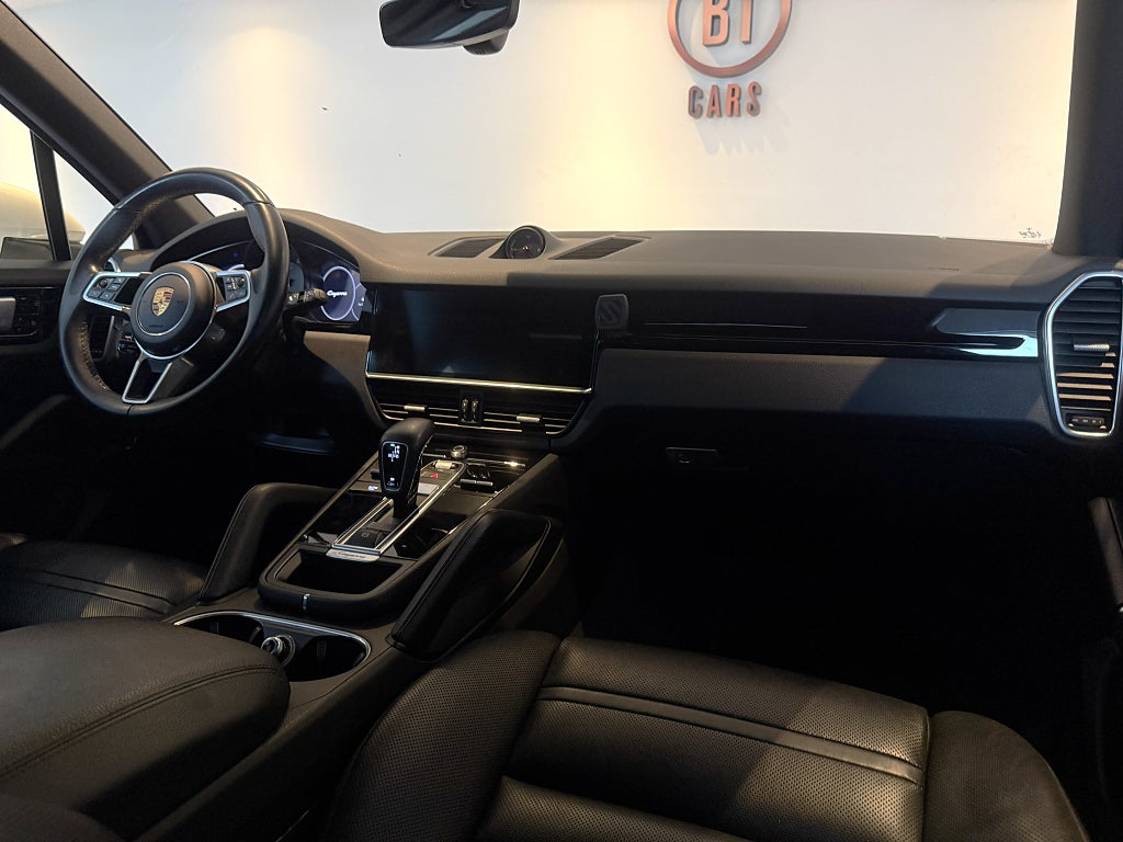 Porsche Cayenne TipTronic S 340HK PANORAMA BOSE LÄDER VÄRMARE