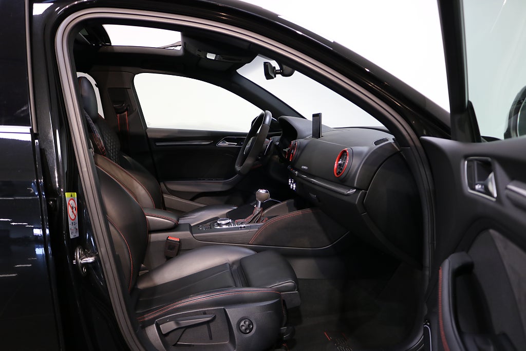 Audi RS3 2020 - miniatyr 16