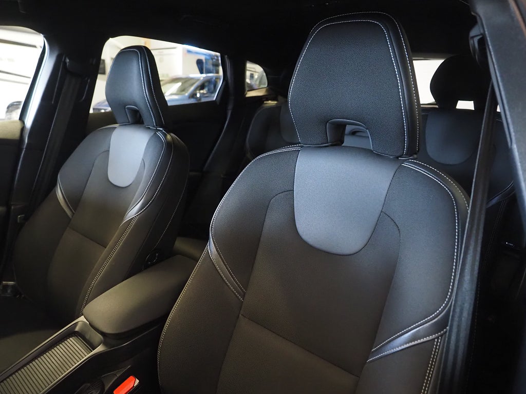 Volvo V40 D3 115hk Business Advanced Momentum | B-Kamera | VOC |