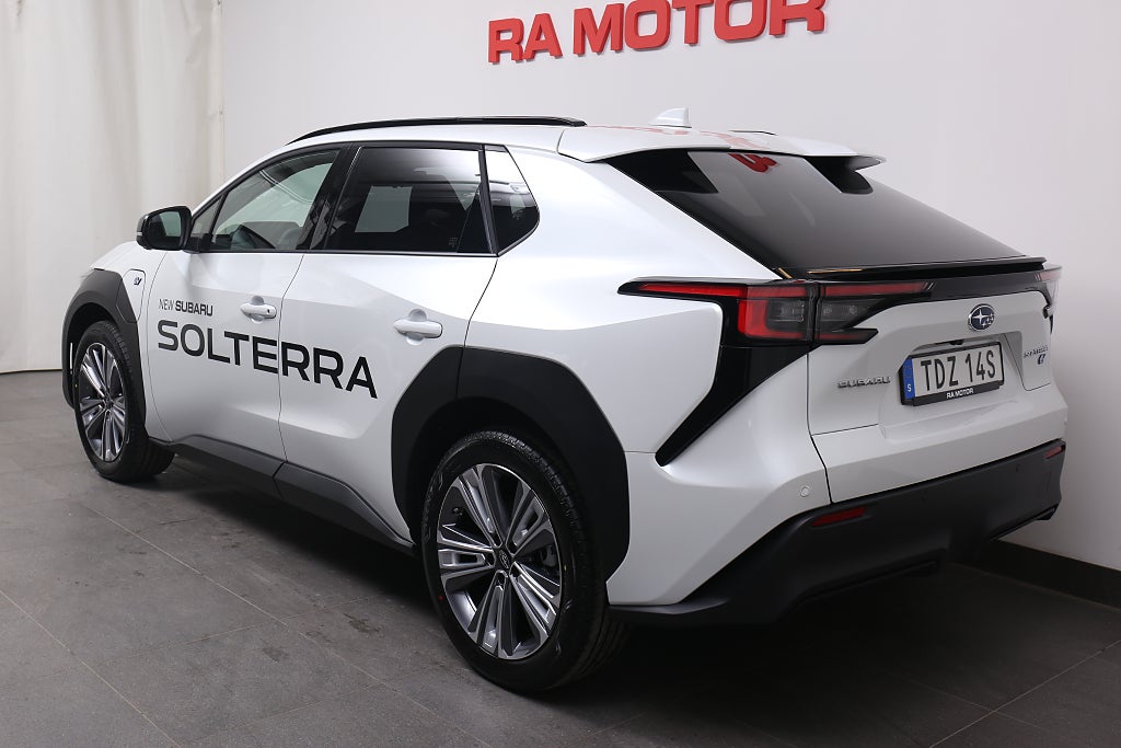 Subaru Solterra Touring+ 72,6kwh Demo 2024