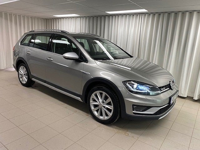 Volkswagen Golf ALLTRACK SC 4M TDI