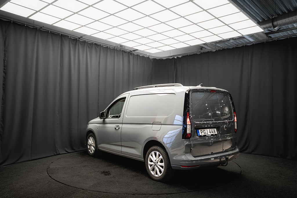 Volkswagen Caddy TDI 4MOTION SE INREDNING LÄDER D-VÄRM KAMERA MOMS DRAG